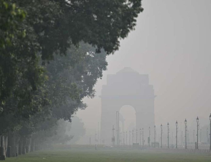 Air Quality in Delhi Worsens Once Again, Authorities on Toxicity as AQI Lingers in the ‘Severe’ Bed